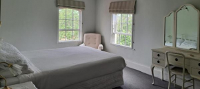 Ardross House